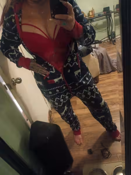 companion Syren Wylde / Cheyenne / Siren in Carlsbad, CA