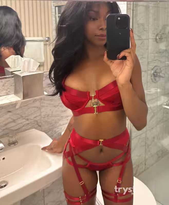 Escort Ada in Chicago, IL