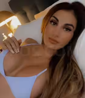 Escort Riana in Chicago, IL