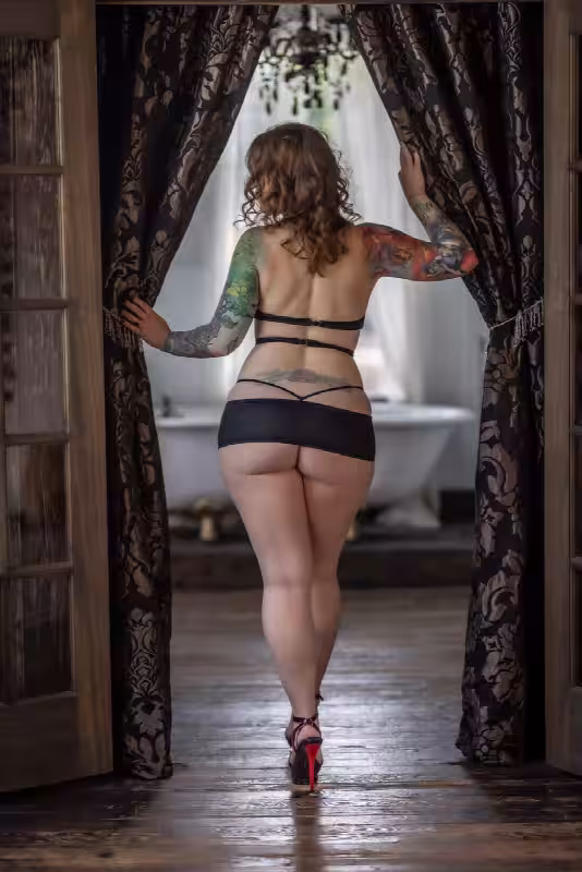 companion/Massage/S&M Asteria Wolf in Columbus, OH