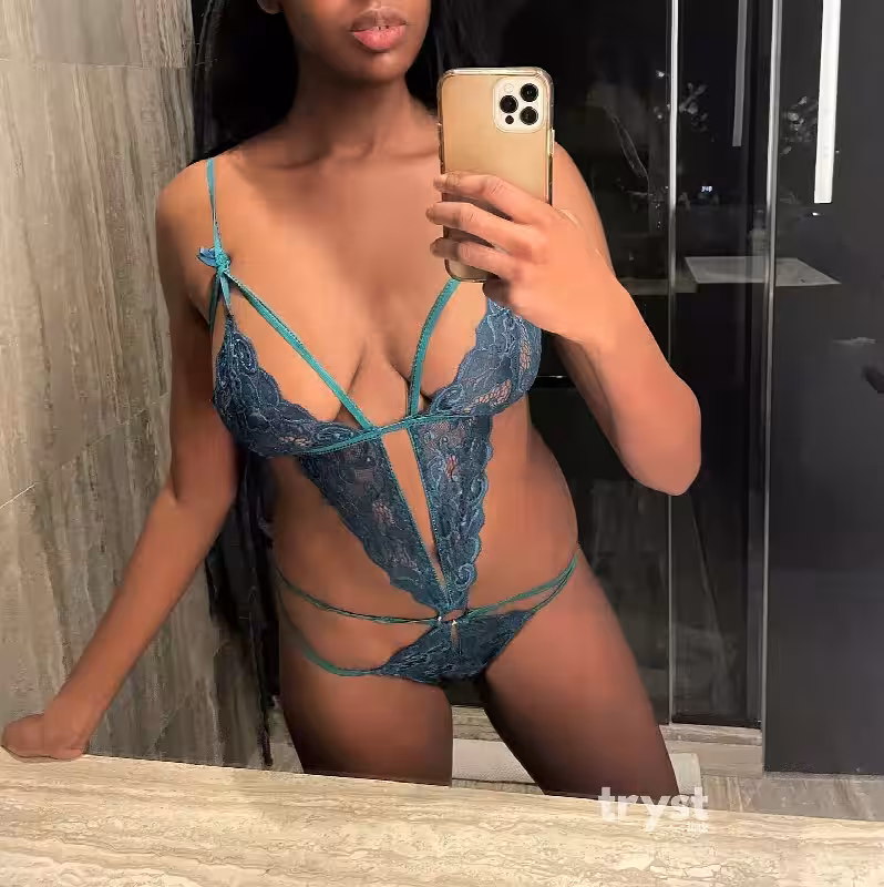 companion/Massage Ava Reid in Detroit, MI