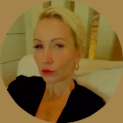 companion/Massage Katie Coltman in Miami Beach, FL