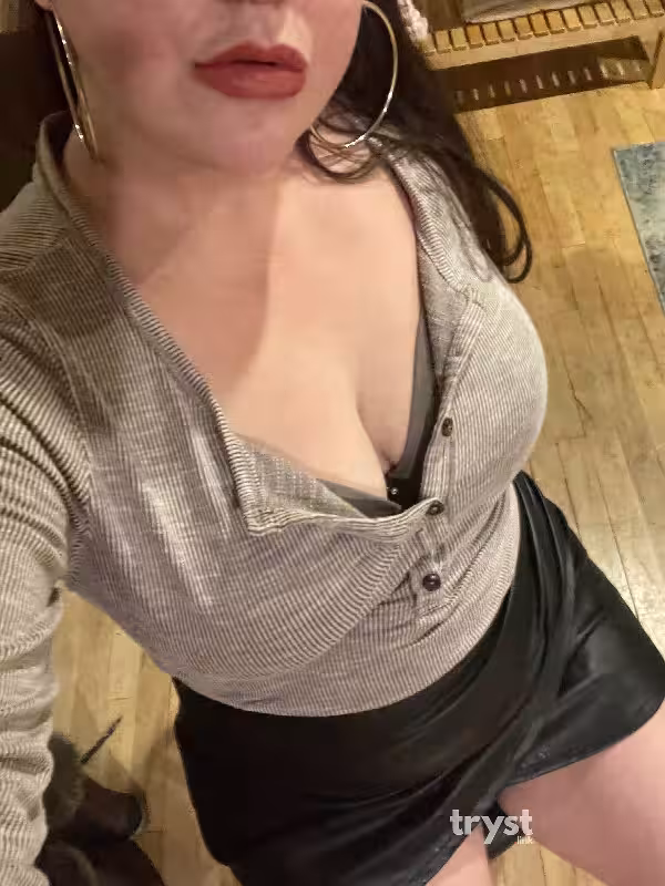 companion/Massage/S&M Kimmy in Minneapolis, MN