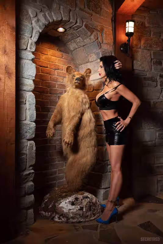 companion/Massage/S&M Piper Press in Minneapolis, MN