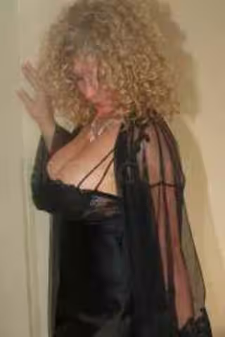 companion/Massage Cassandra in Omaha, NE