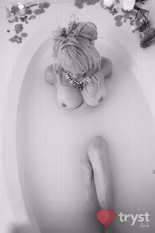 companion/Massage Juliette in Ormond Beach, FL