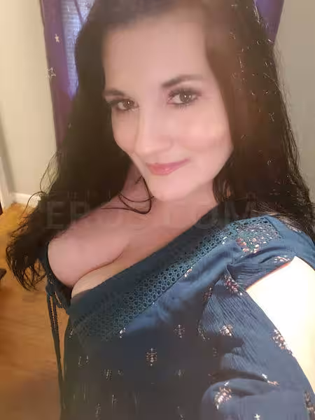 companion/Massage Cassie James in Richmond, VA