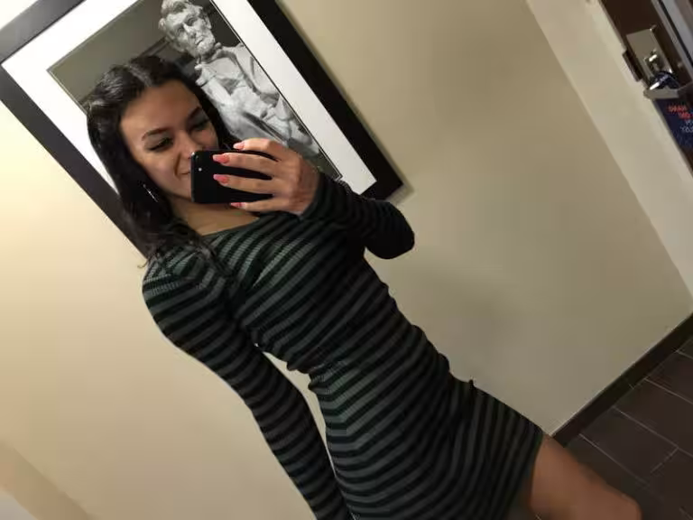 companion Zauria in Springfield, VA