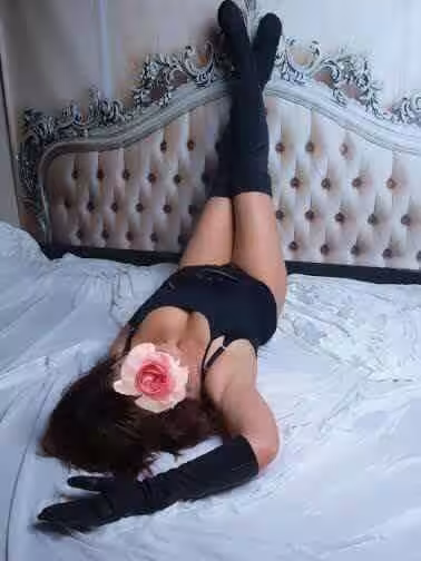 companion/Massage Melinda in White Plains, NY
